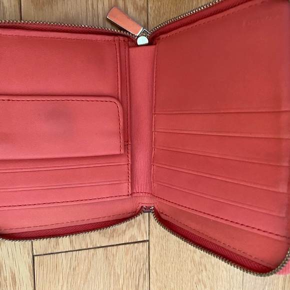 Coach Leather Women's Zip-Around Wallet - Picture 3 of 3